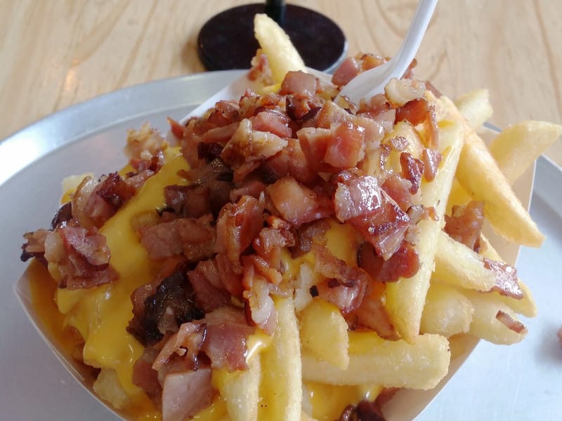 Batata com Cheddar e Bacon